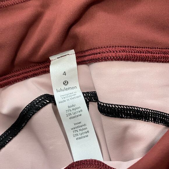 NEW Lululemon Invigorate High Rise Leggings Size 4 - Picture 3 of 6